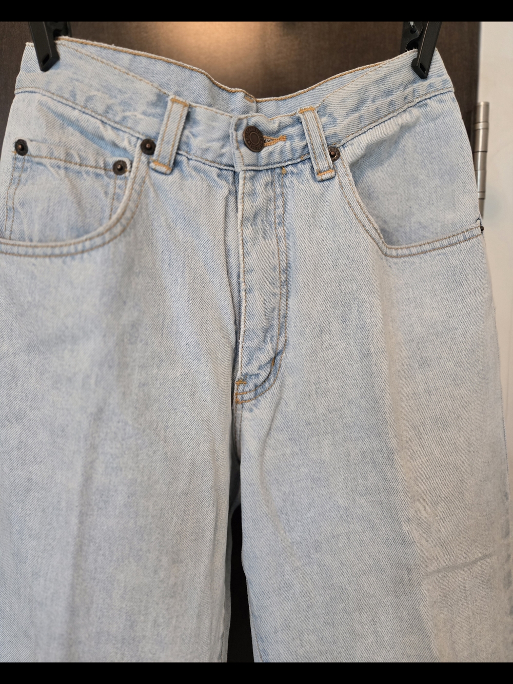 GIORDANO BLUES Women’s Straight Leg Jeans in Light Blue Size US 25